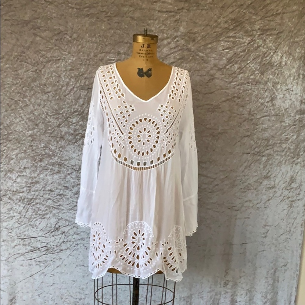SOLD ON EBAY - Johnny Was white blouse size small
